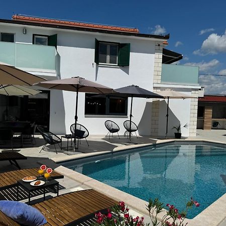 Water Spring Villa Hrvace Exterior photo